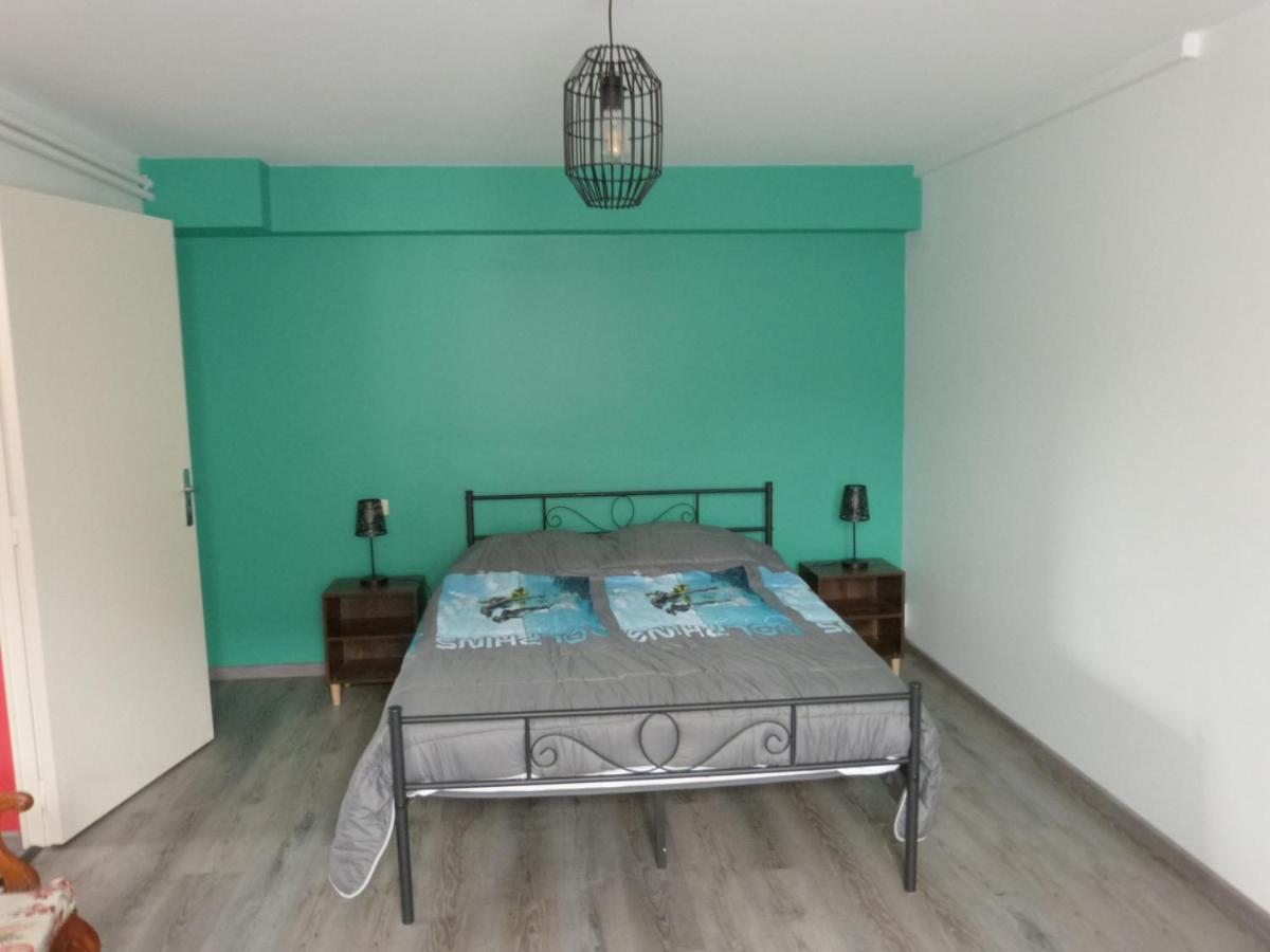 Вилла Logement Spacieux Rez-De-Chaussee, Jardin, Stationnement Devant, A 5 Minutes A Pied Du Centre De Sarlat Экстерьер фото